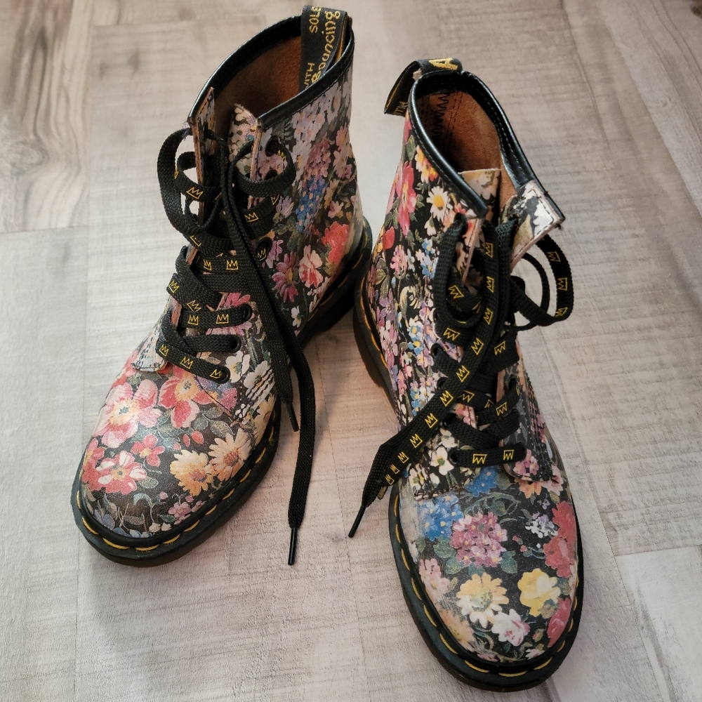 *RARE* Vintage 90s Floral Docs, made popular by Sienna Miller, Made in England